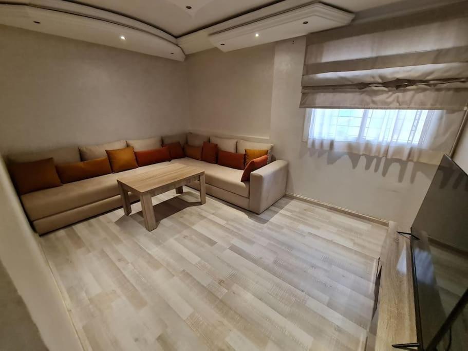 Cosy Budget Saada 2 Hay Mohammadi Apartment